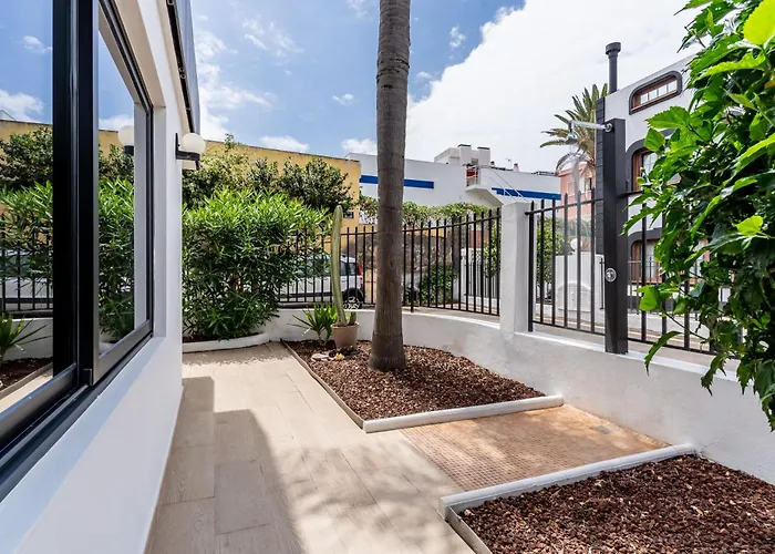 דירה Centric And Bright -