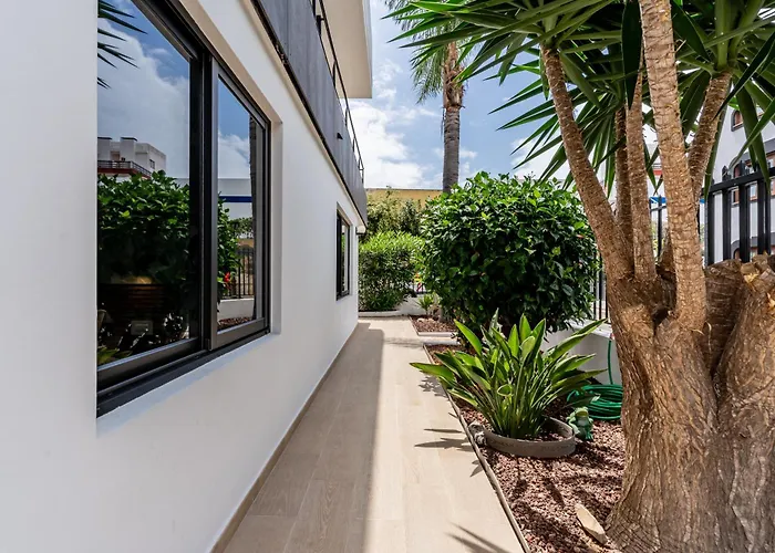 Centric And Bright - *