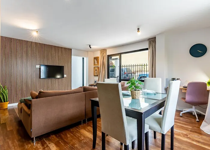 Centric And Bright - *