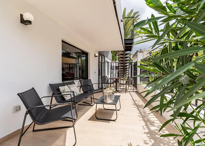 Centric And Bright -