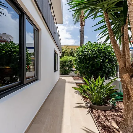 Centric And Bright - *